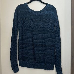 Long sleeve sweater